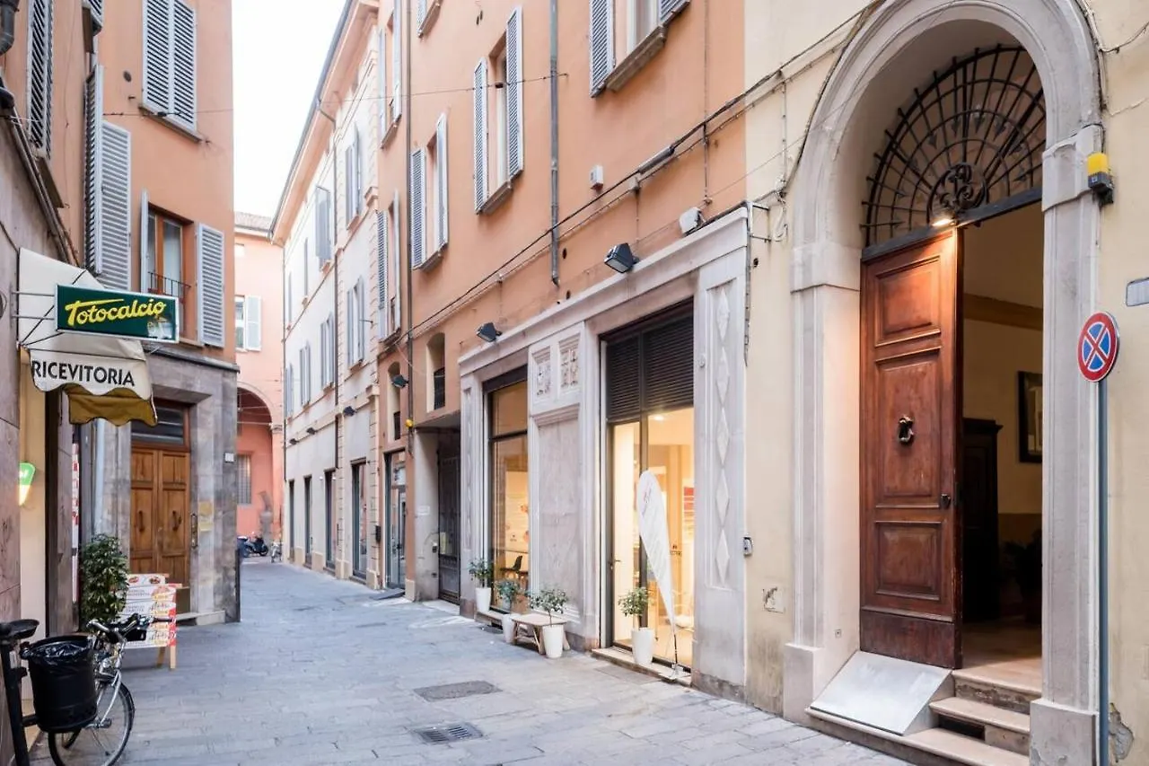 Fossalta Home, In The Heart Of The Historical Center Bologna Apartment